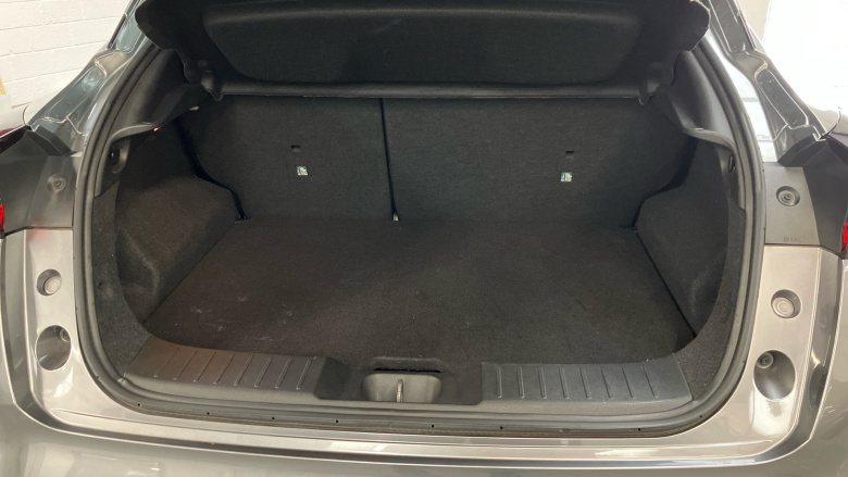 Nissan Juke 1.0 DiG-T 114 N-Connecta 5dr DCT Petrol Hatchback